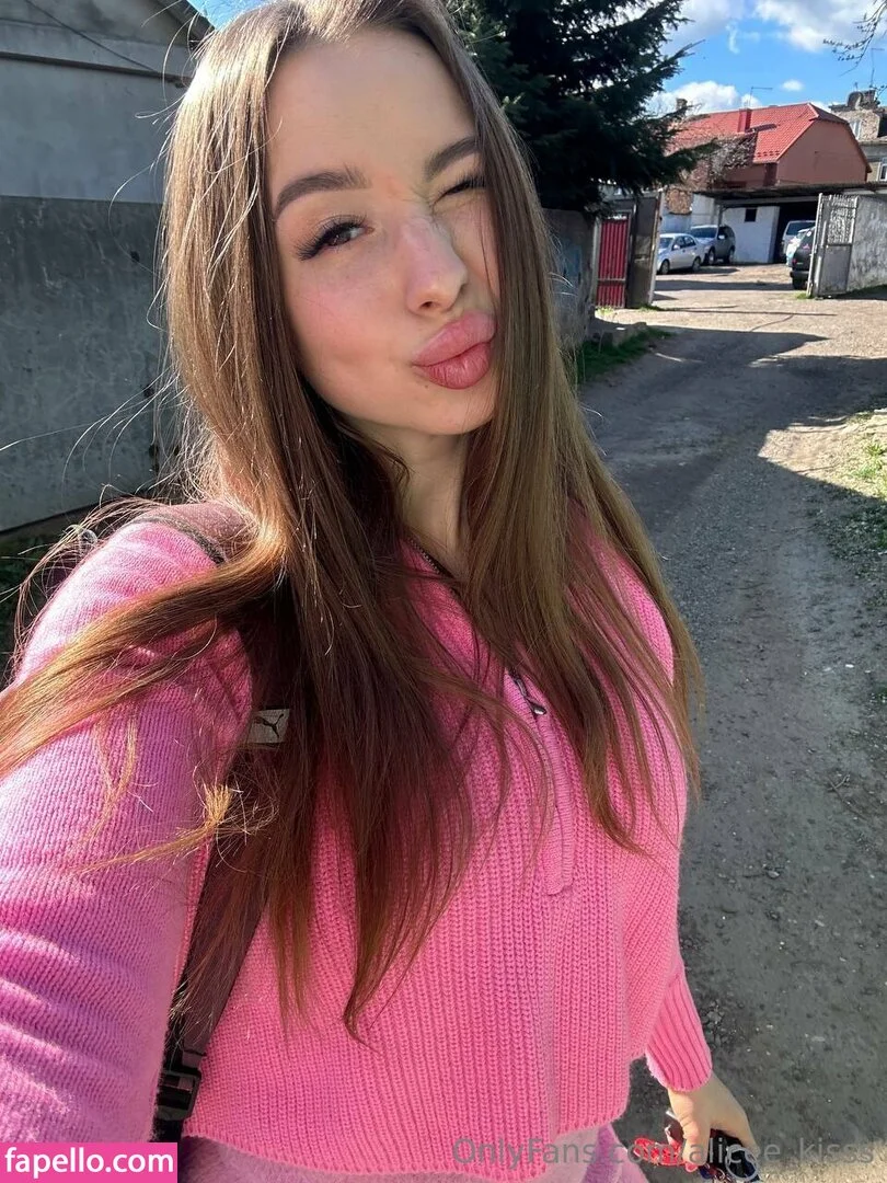 Alice_Kisss Onlyfans Photo Gallery 