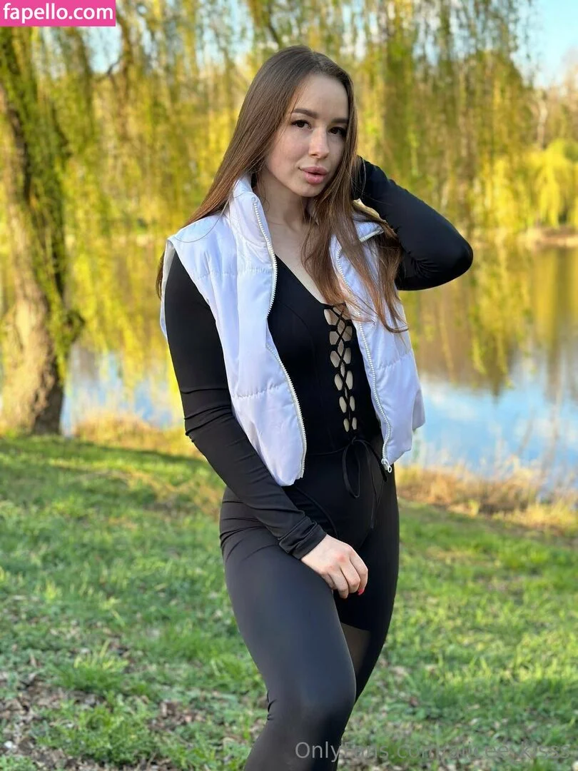 Alice_Kisss Onlyfans Photo Gallery 