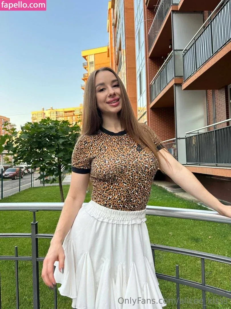 Alice_Kisss Onlyfans Photo Gallery 