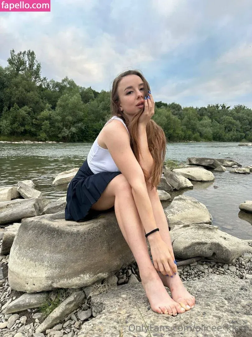 Alice_Kisss Onlyfans Photo Gallery 