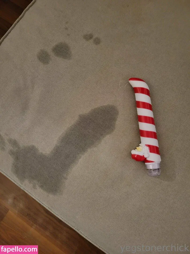 yegstonerchick Onlyfans Photo Gallery 