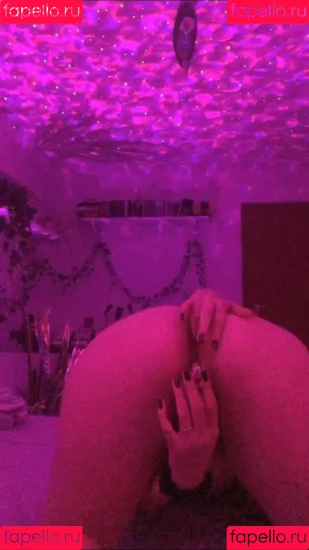 laurasaur Onlyfans Photo Gallery 