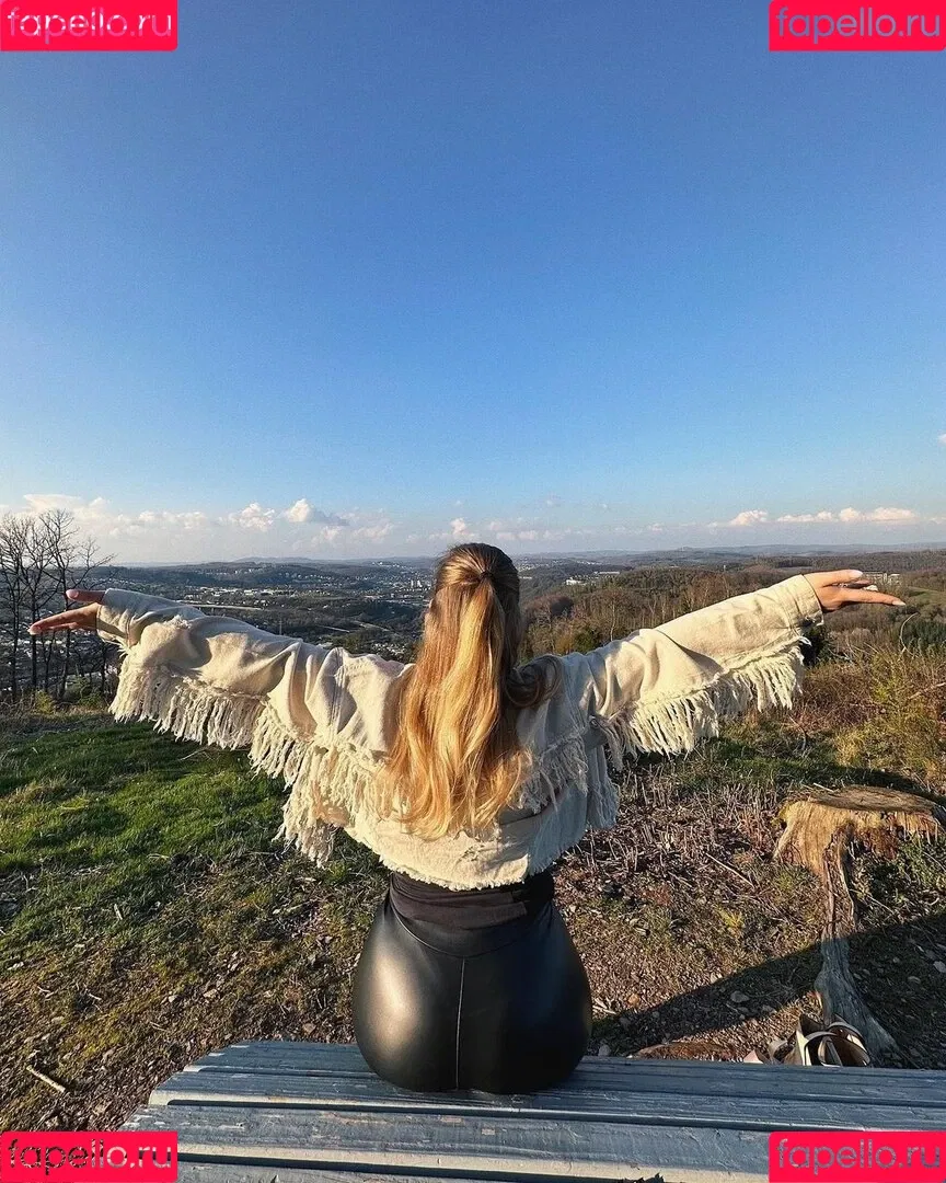 Narilah Onlyfans Photo Gallery 