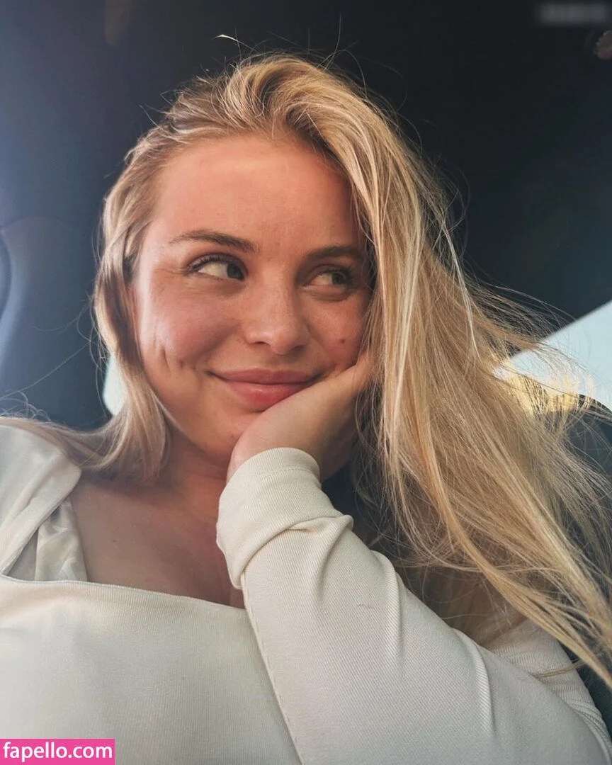 Narilah Onlyfans Photo Gallery 