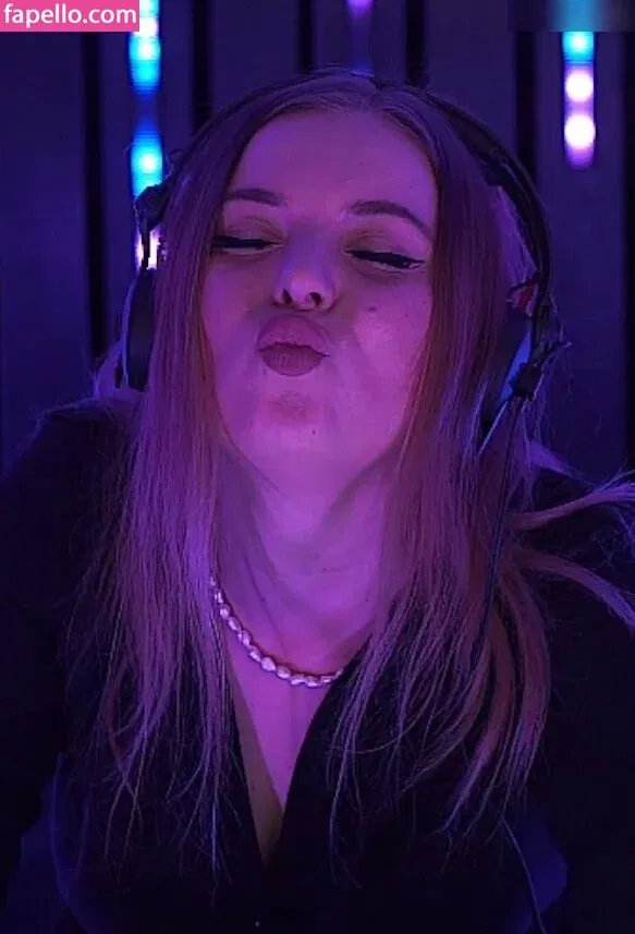 Narilah Onlyfans Photo Gallery 