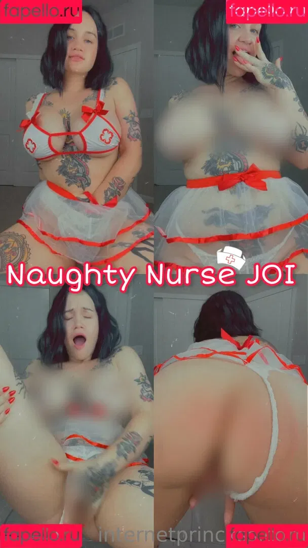 naomithenerdfree Onlyfans Photo Gallery 