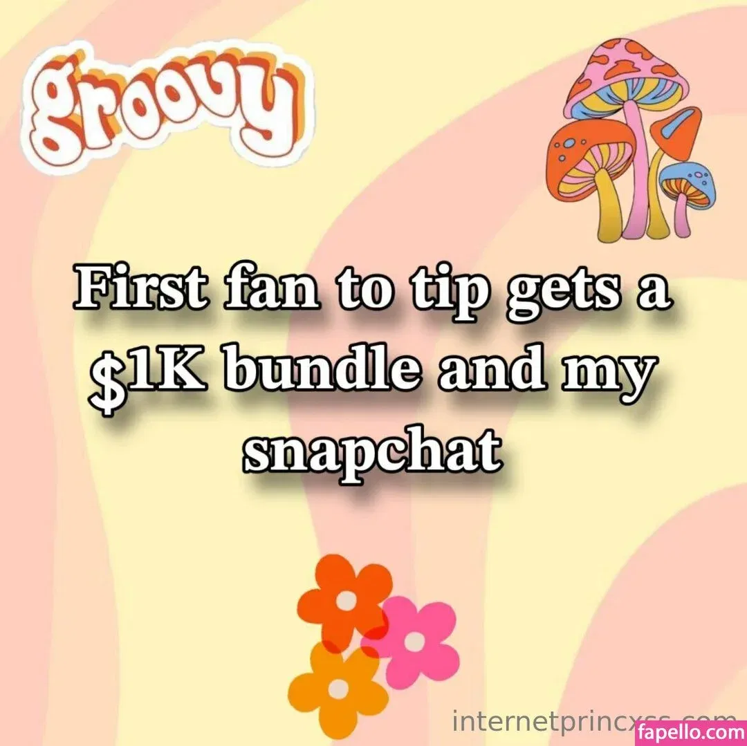 naomithenerdfree Onlyfans Photo Gallery 