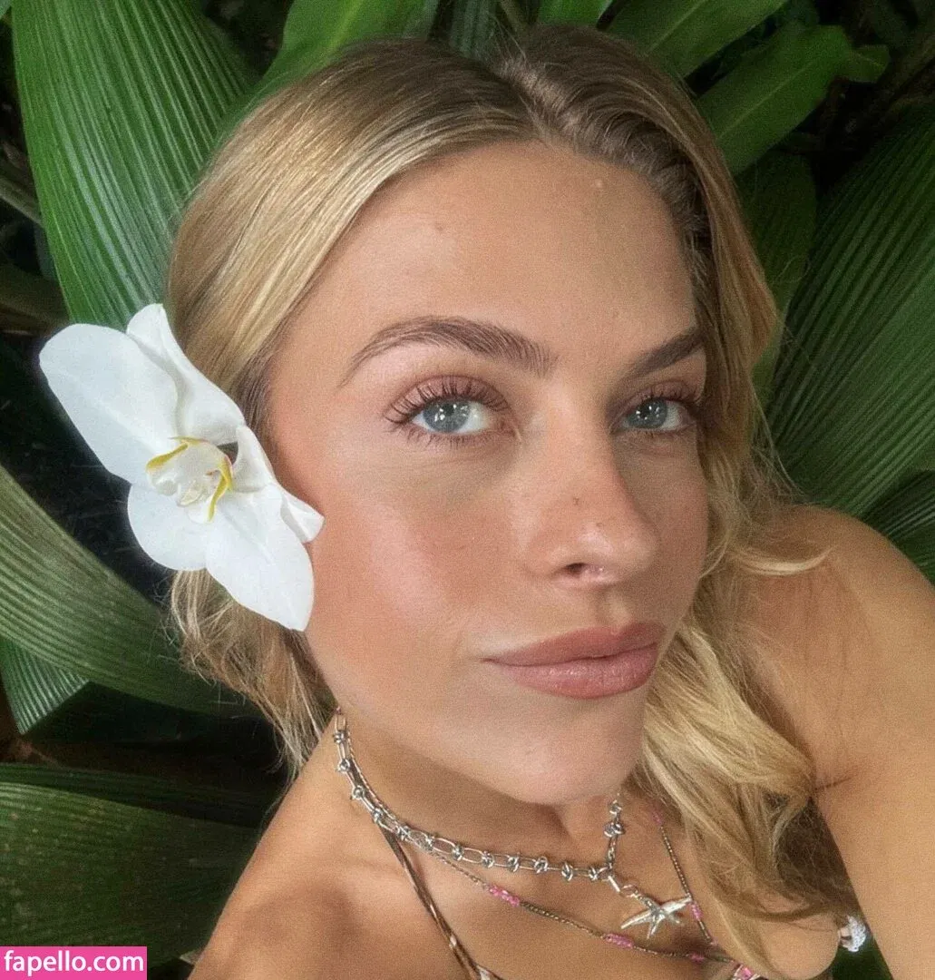 Xandra Pohl Onlyfans Photo Gallery 