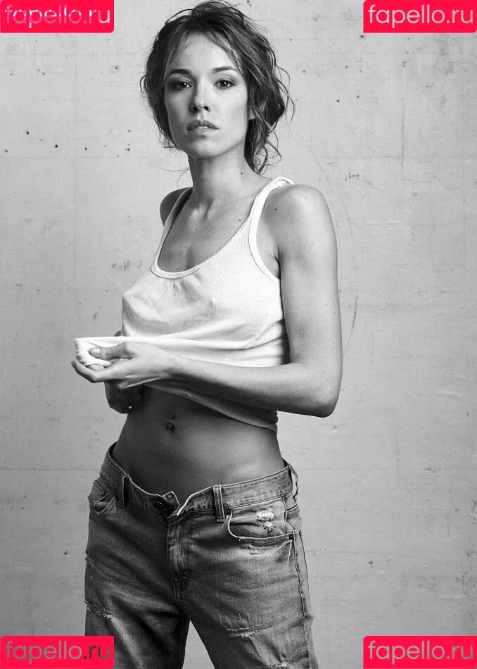 Élodie Fontan Onlyfans Photo Gallery 