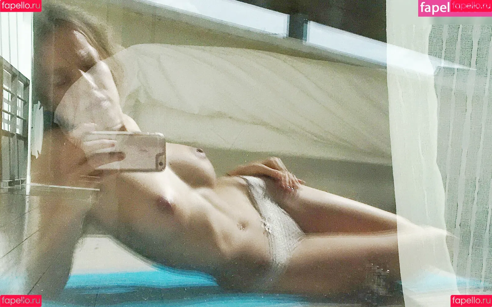 Élodie Fontan Onlyfans Photo Gallery 
