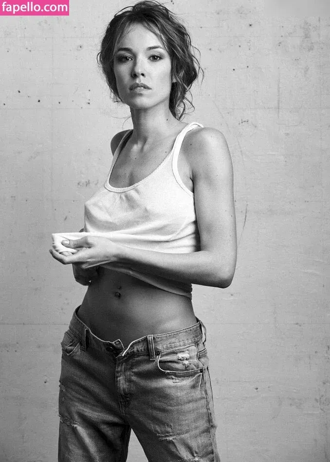 Élodie Fontan Onlyfans Photo Gallery 