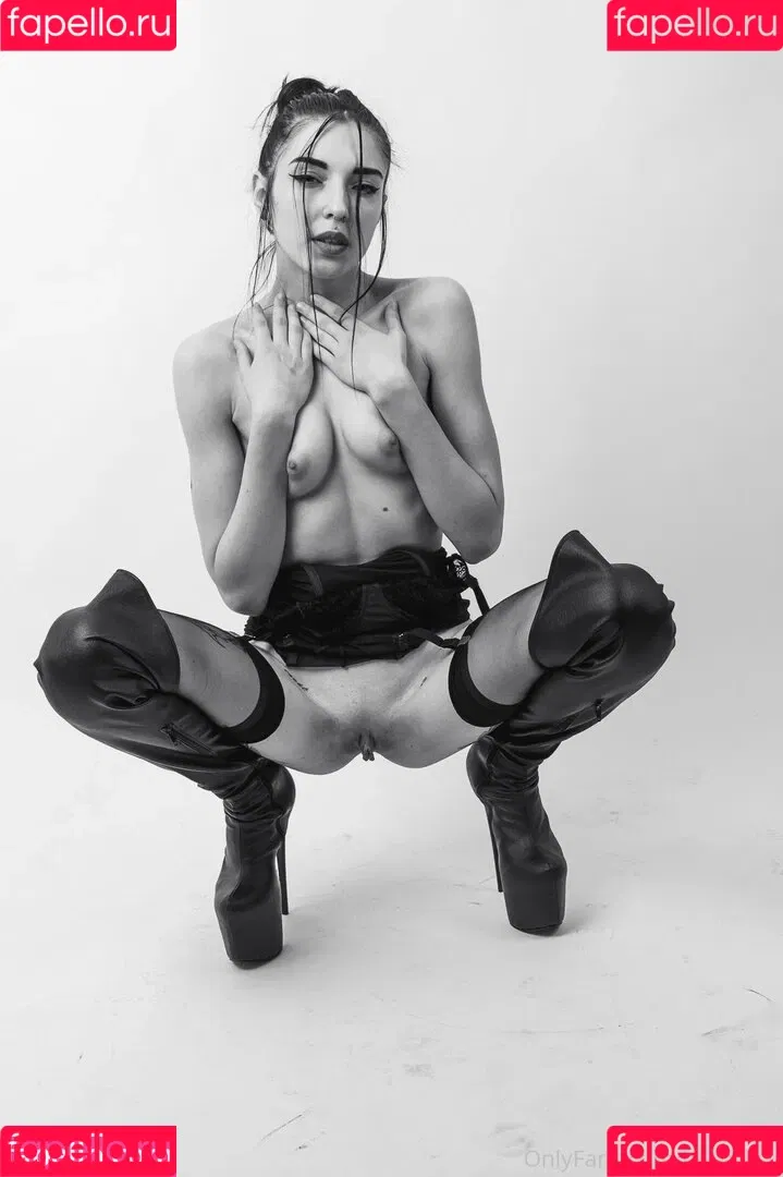 La Rocksy Onlyfans Photo Gallery 