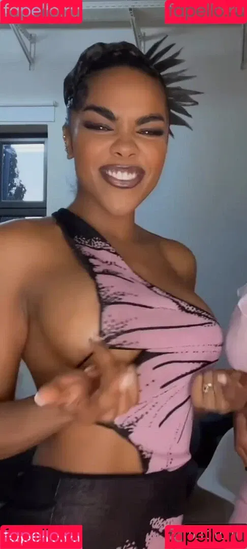 Alicia Awa Onlyfans Photo Gallery 