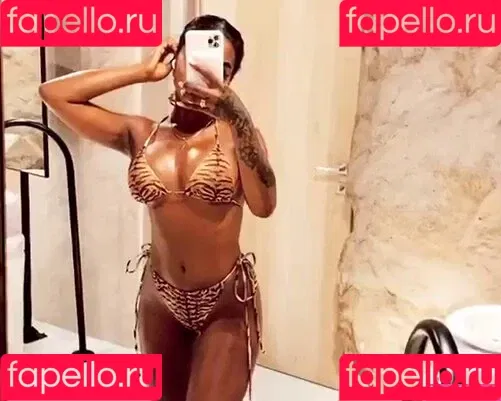 Alicia Awa Onlyfans Photo Gallery 