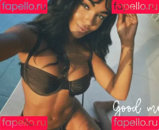 Alicia Awa Onlyfans Photo Gallery 