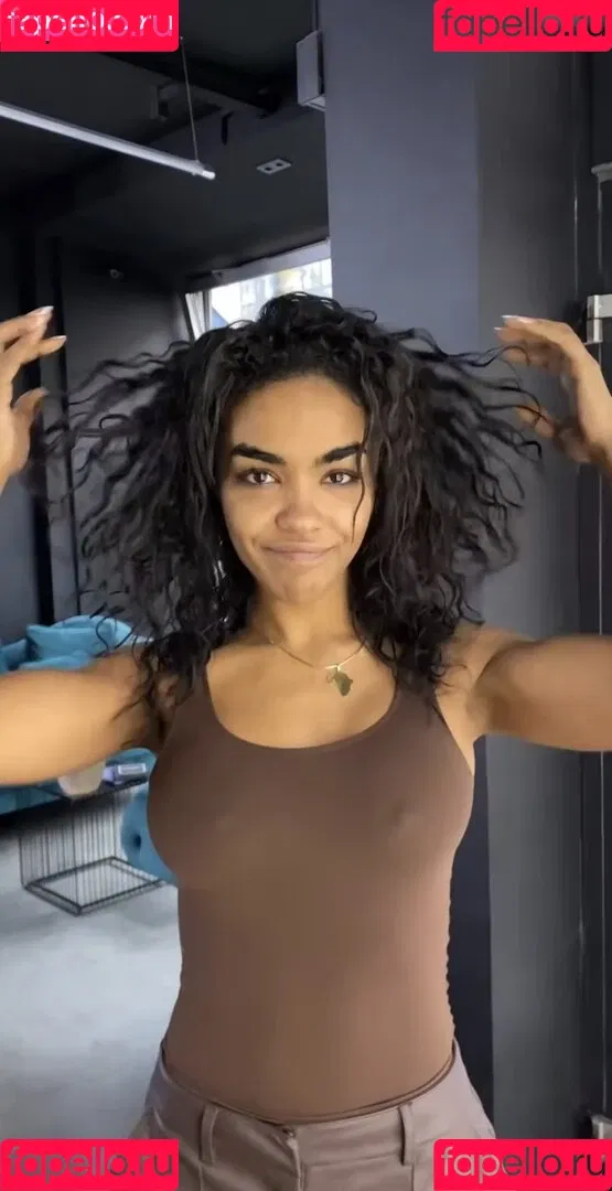 Alicia Awa Onlyfans Photo Gallery 