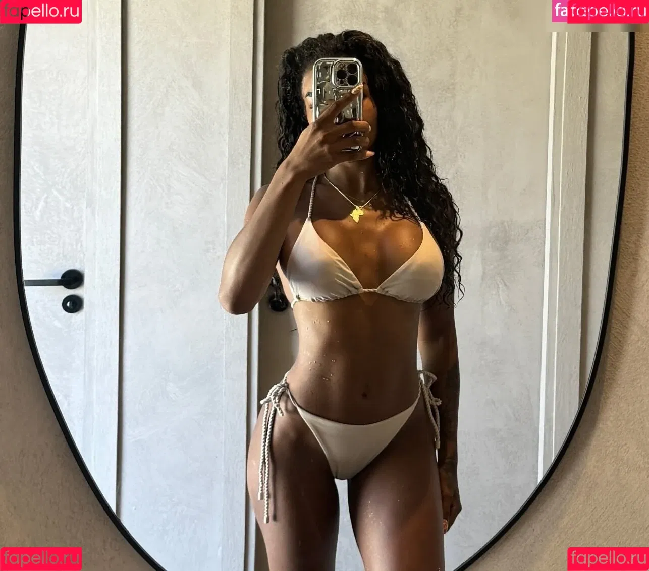 Alicia Awa Onlyfans Photo Gallery 
