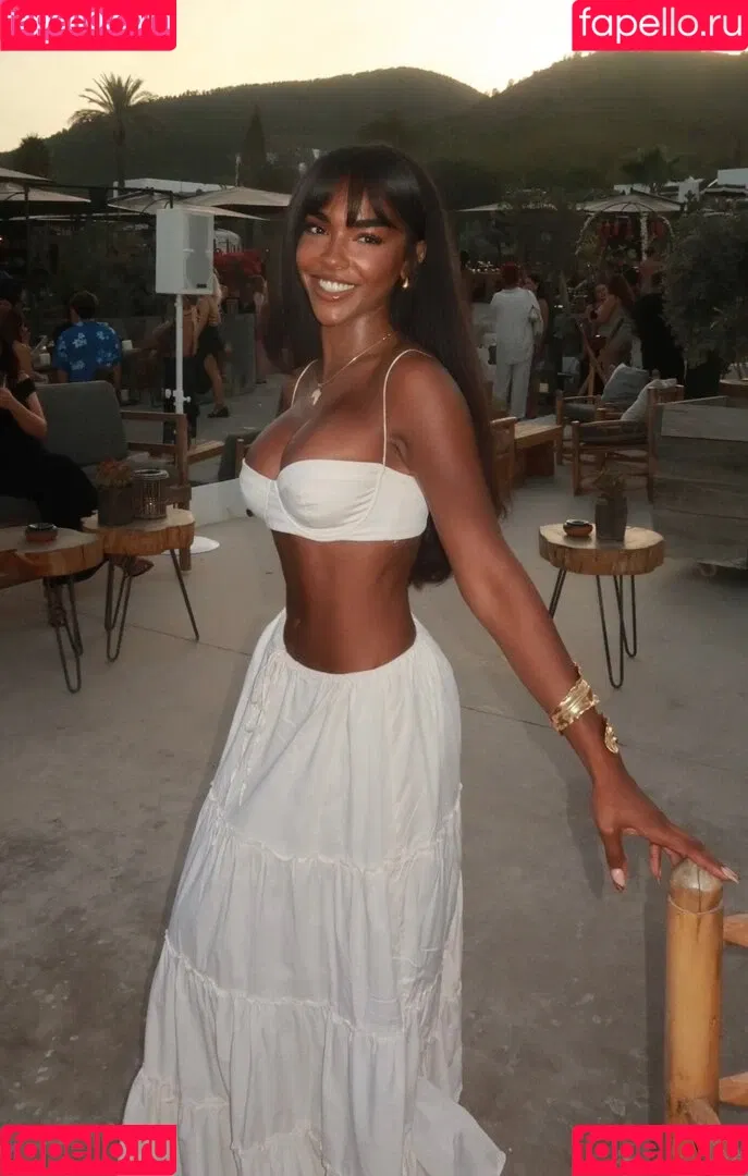 Alicia Awa Onlyfans Photo Gallery 