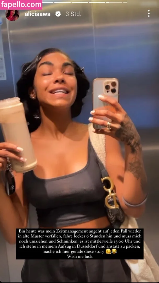 Alicia Awa Onlyfans Photo Gallery 