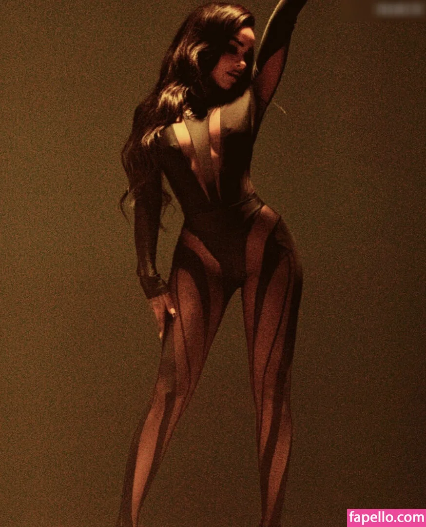 Alicia Awa Onlyfans Photo Gallery 