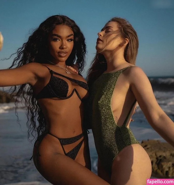 Alicia Awa Onlyfans Photo Gallery 