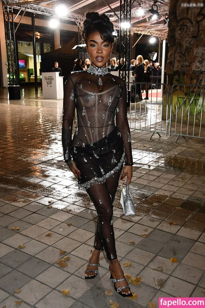 Alicia Awa Onlyfans Photo Gallery 