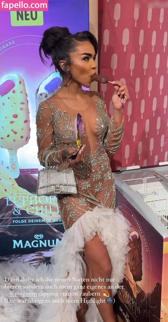 Alicia Awa Onlyfans Photo Gallery 