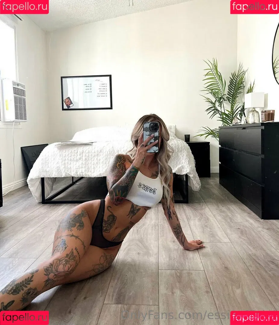 essieofficial Onlyfans Photo Gallery 