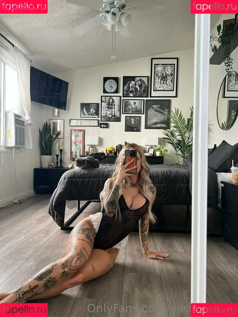 essieofficial Onlyfans Photo Gallery 