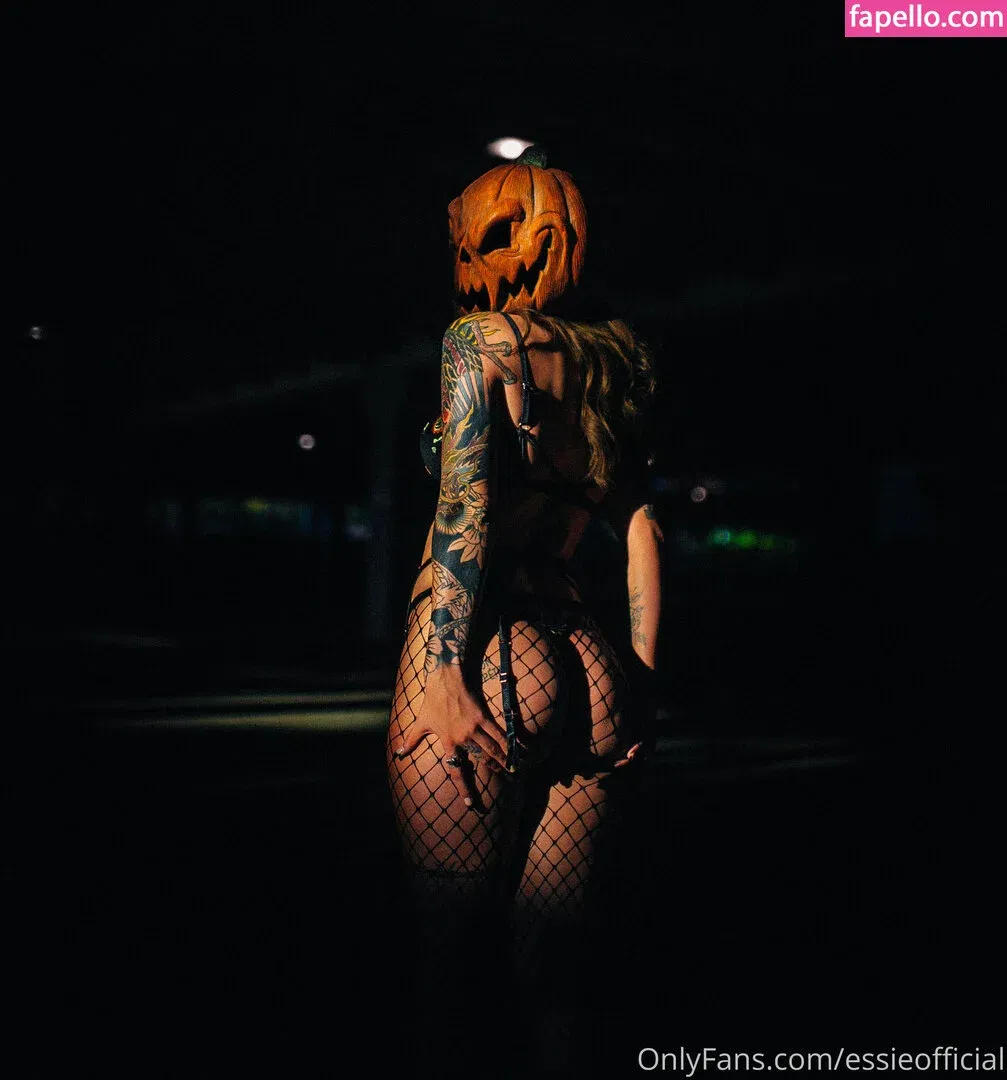 essieofficial Onlyfans Photo Gallery 