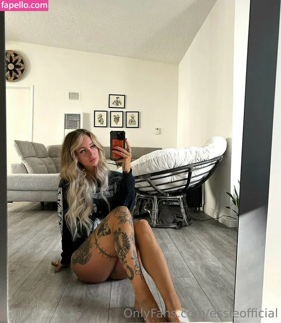 essieofficial Onlyfans Photo Gallery 