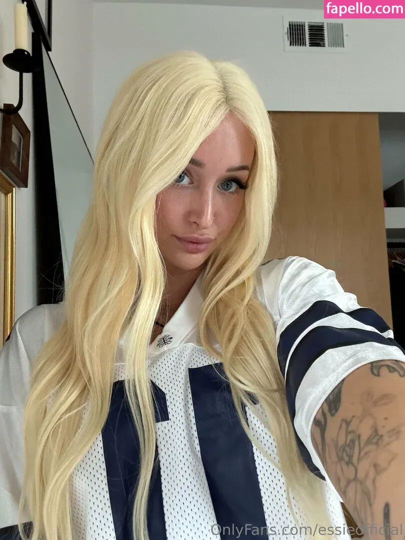 essieofficial Onlyfans Photo Gallery 