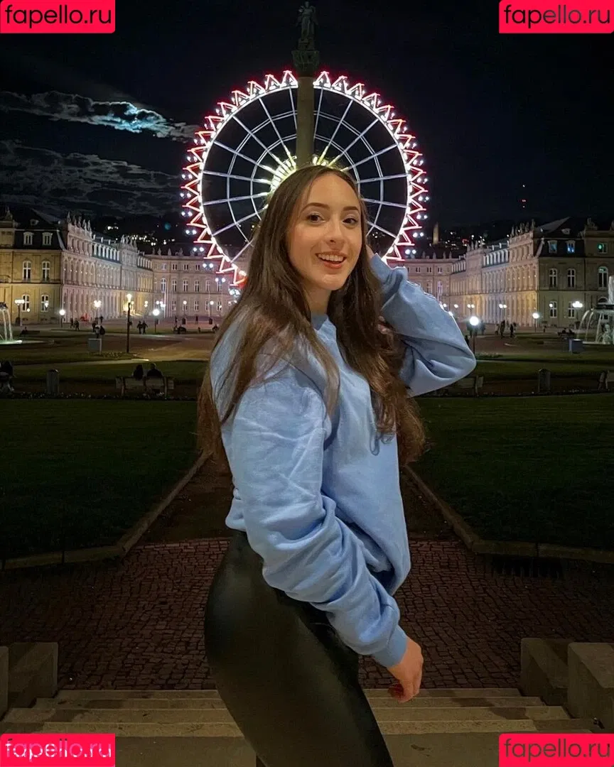 Juliabellax Onlyfans Photo Gallery 