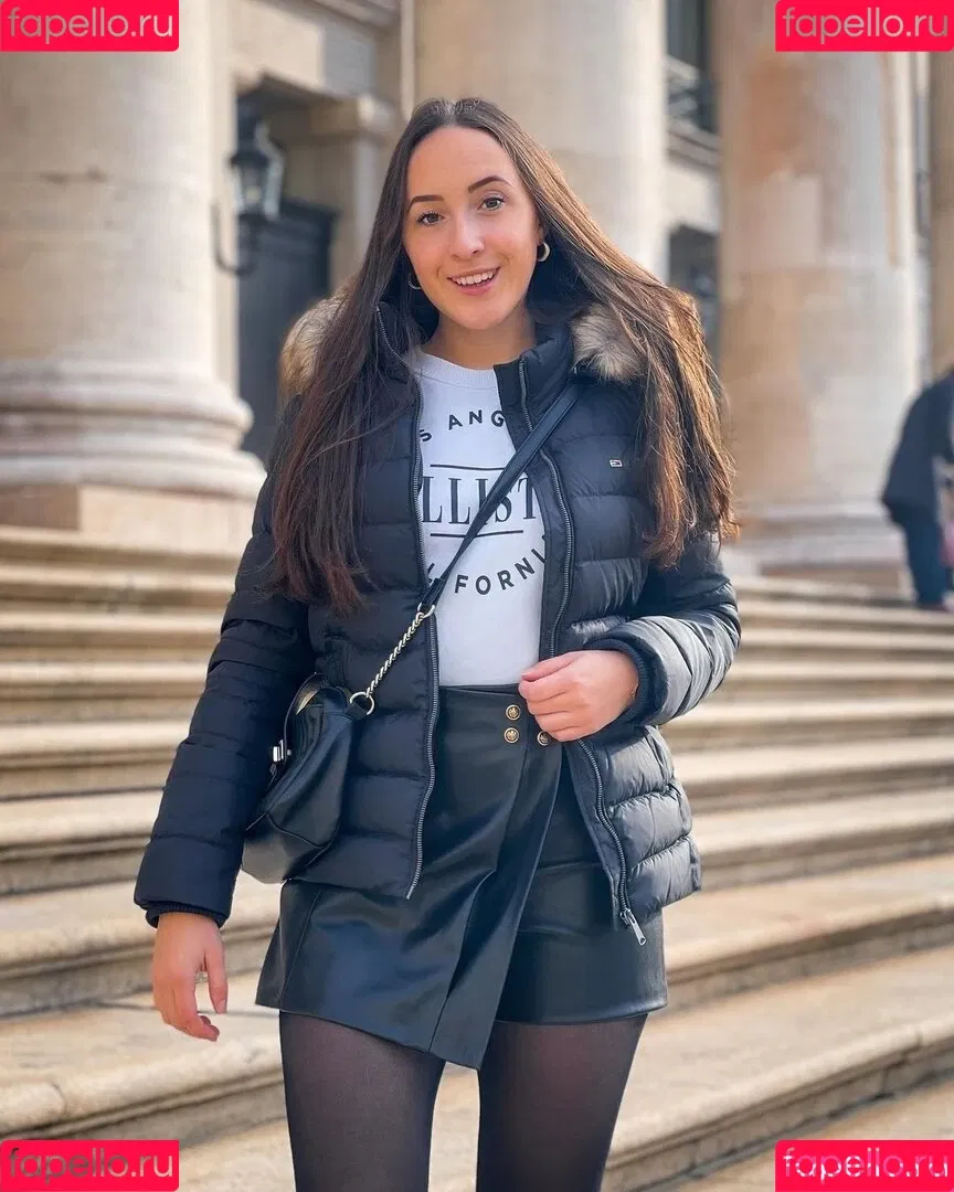 Juliabellax Onlyfans Photo Gallery 
