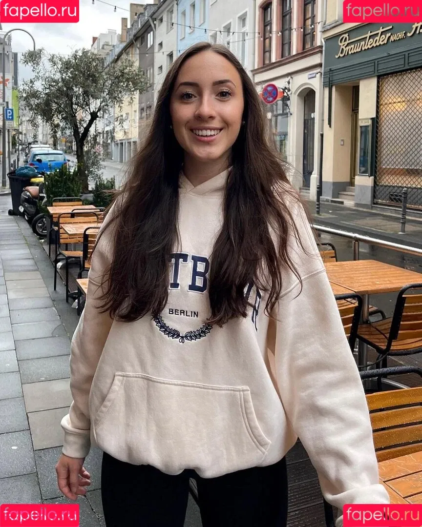 Juliabellax Onlyfans Photo Gallery 
