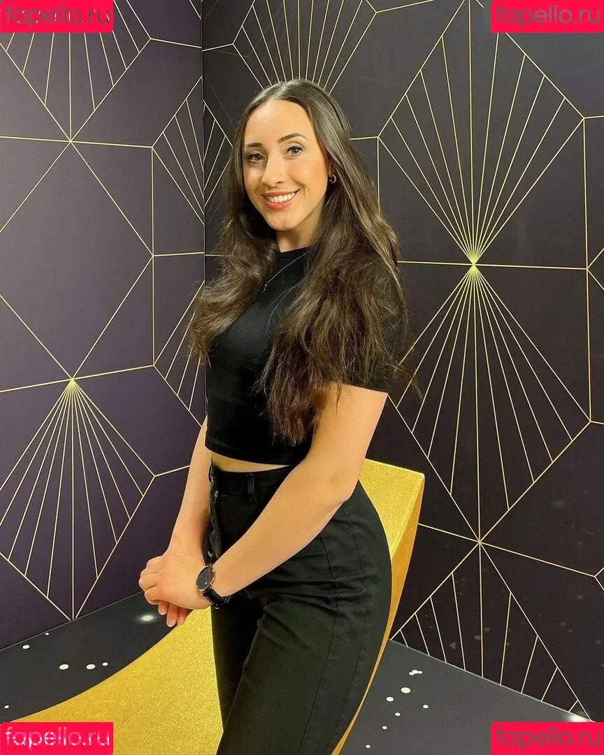 Juliabellax Onlyfans Photo Gallery 