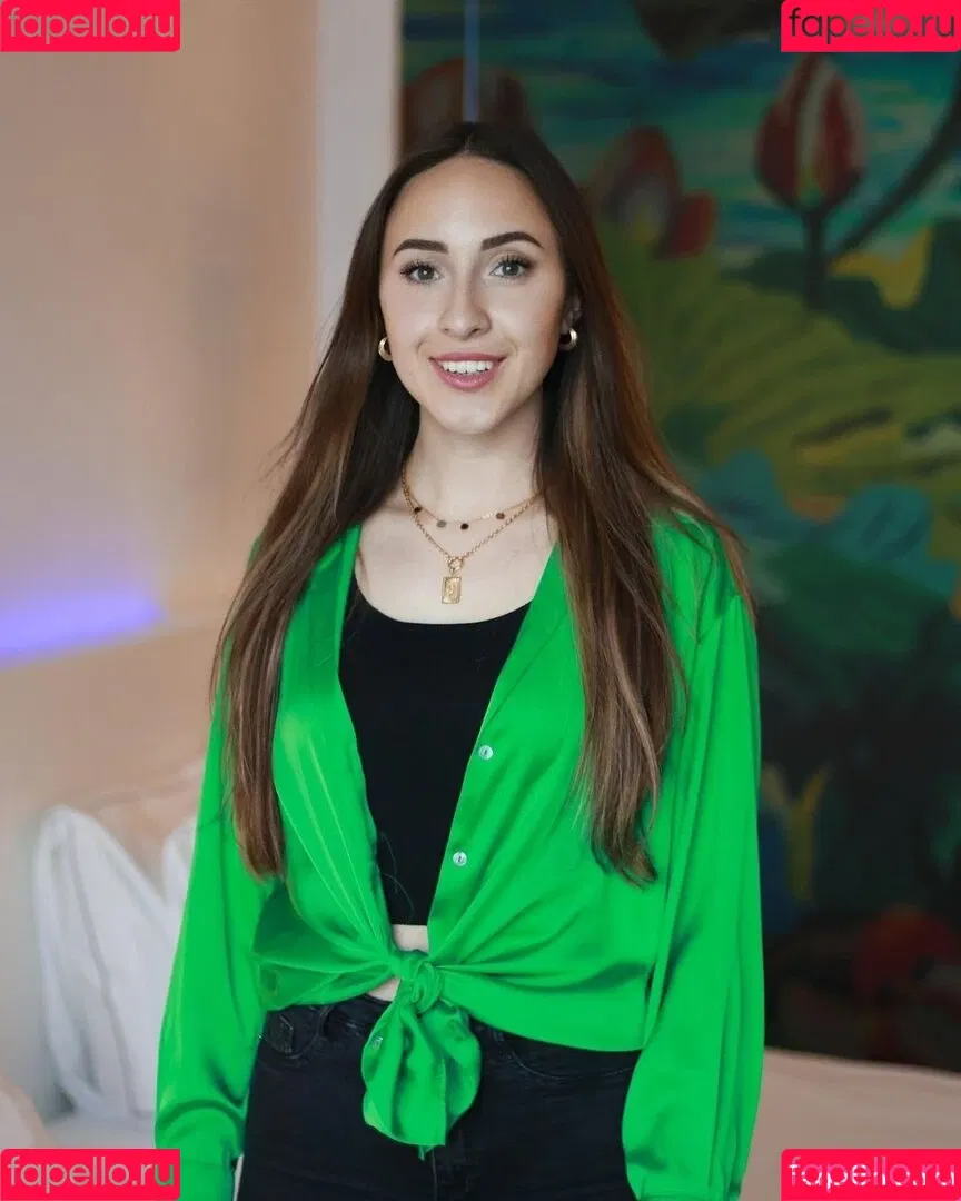 Juliabellax Onlyfans Photo Gallery 