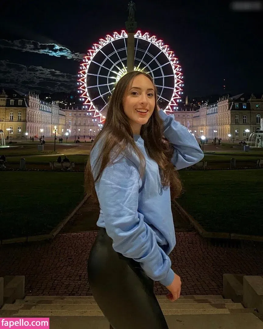 Juliabellax Onlyfans Photo Gallery 