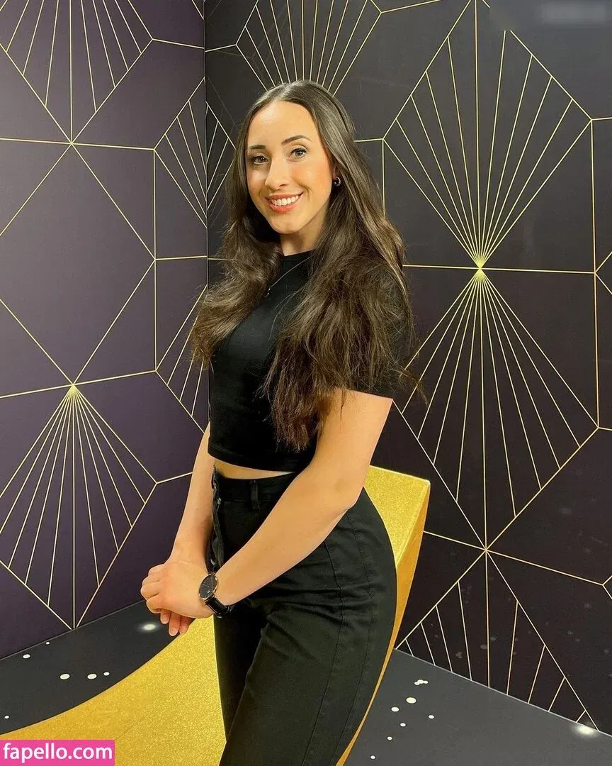 Juliabellax Onlyfans Photo Gallery 