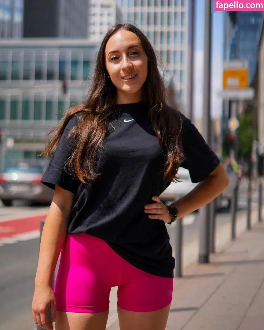 Juliabellax Onlyfans Photo Gallery 