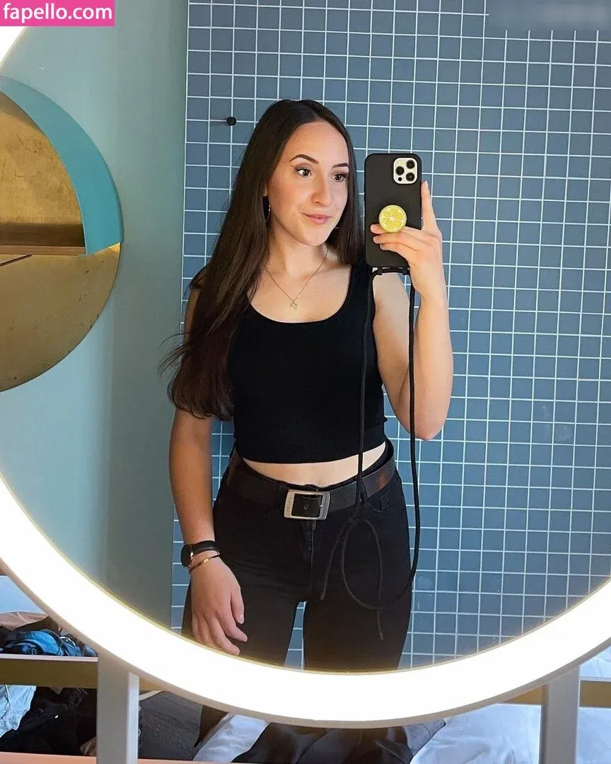 Juliabellax Onlyfans Photo Gallery 