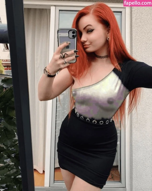 Analag.a Onlyfans Photo Gallery 