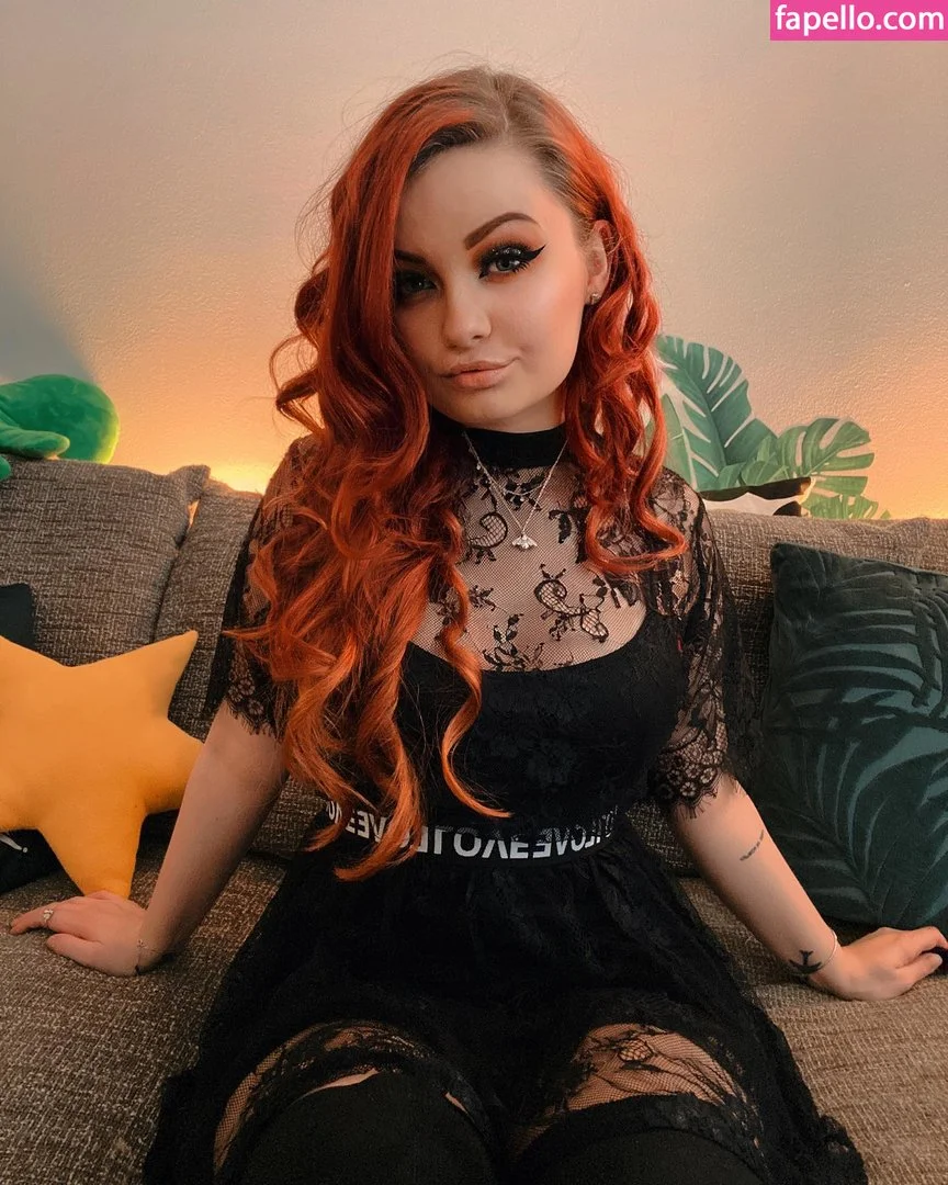 Analag.a Onlyfans Photo Gallery 