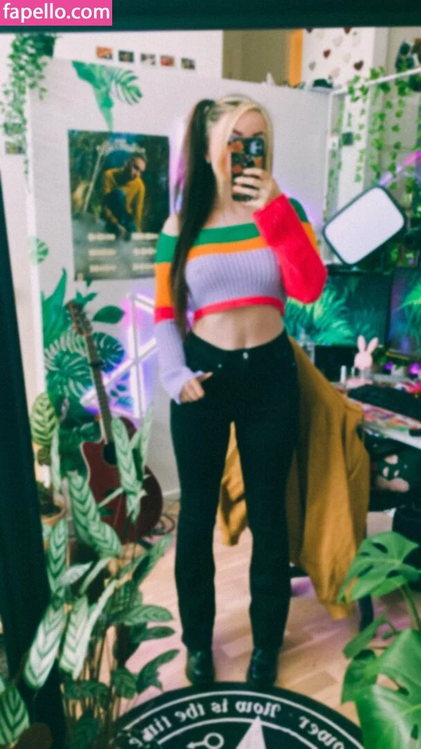 Analag.a Onlyfans Photo Gallery 