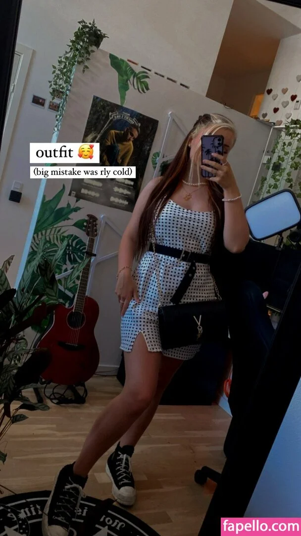 Analag.a Onlyfans Photo Gallery 