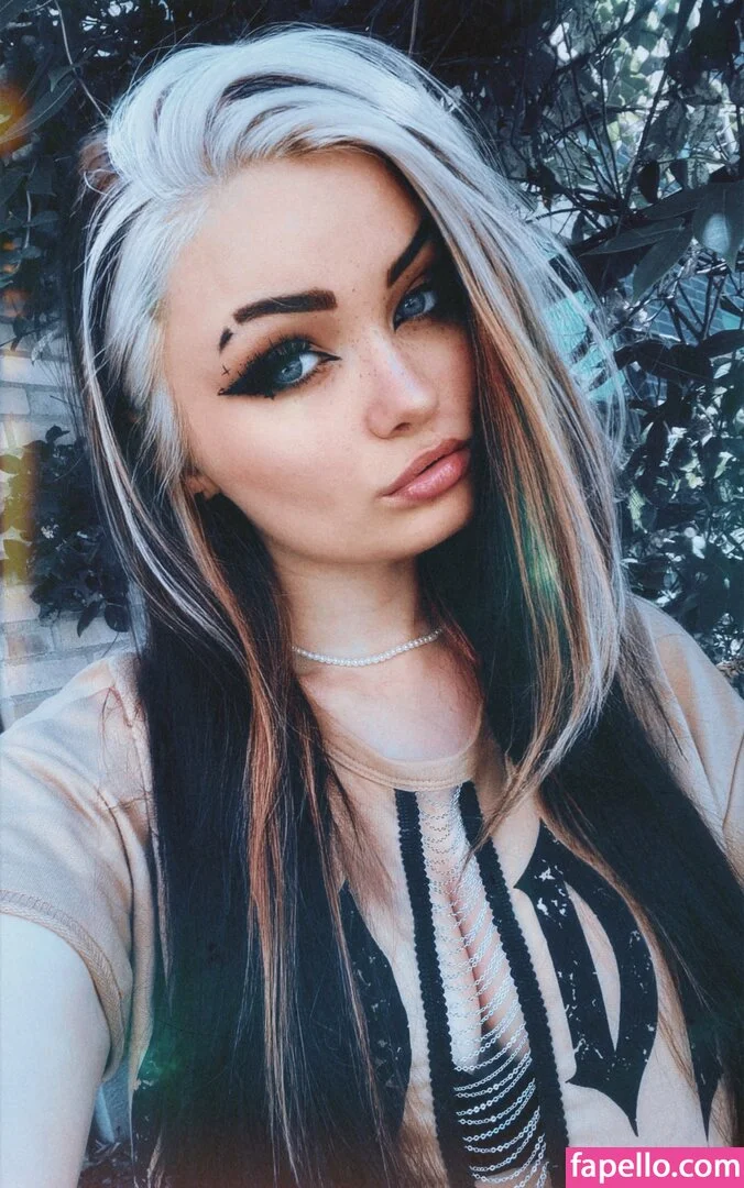 Analag.a Onlyfans Photo Gallery 