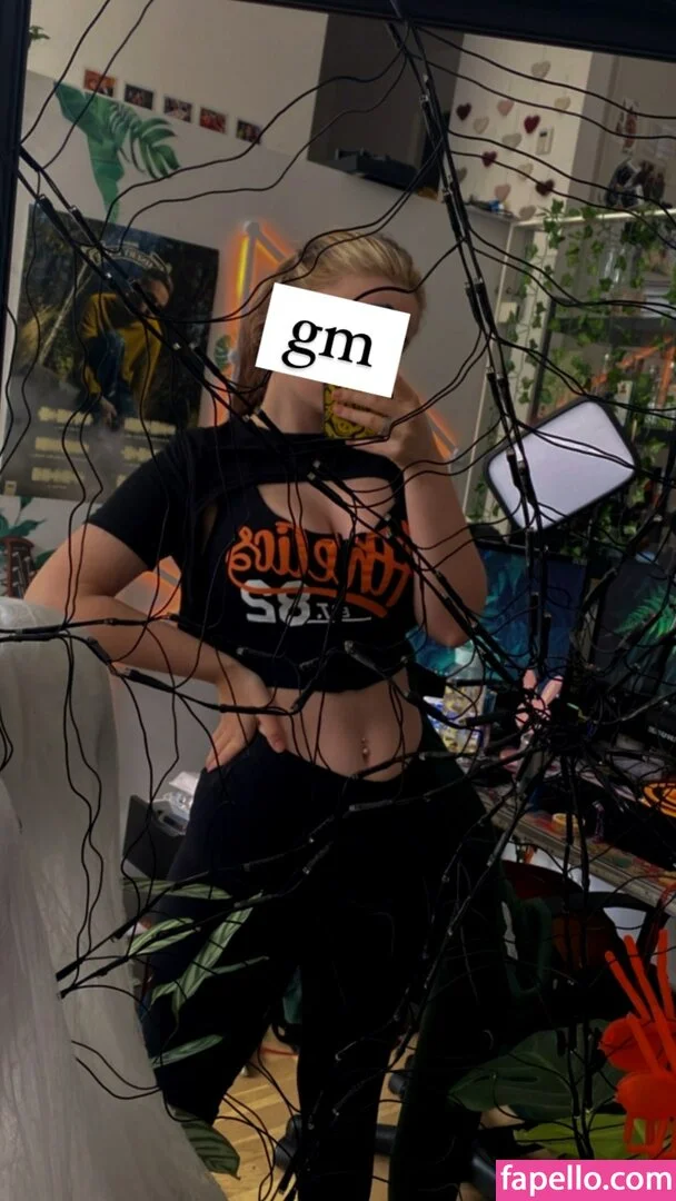 Analag.a Onlyfans Photo Gallery 