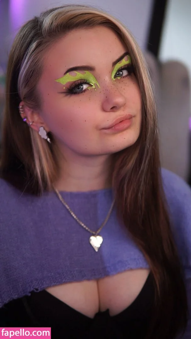 Analag.a Onlyfans Photo Gallery 