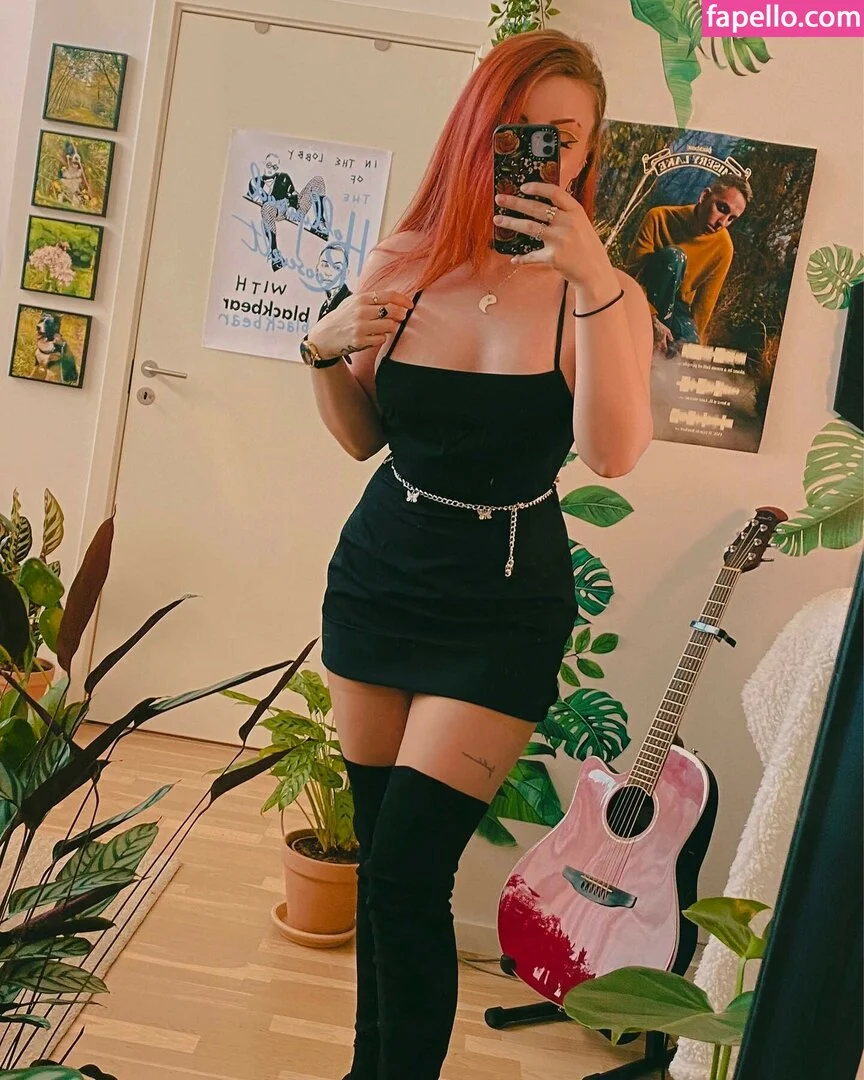 Analag.a Onlyfans Photo Gallery 