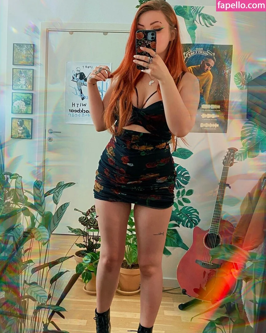 Analag.a Onlyfans Photo Gallery 